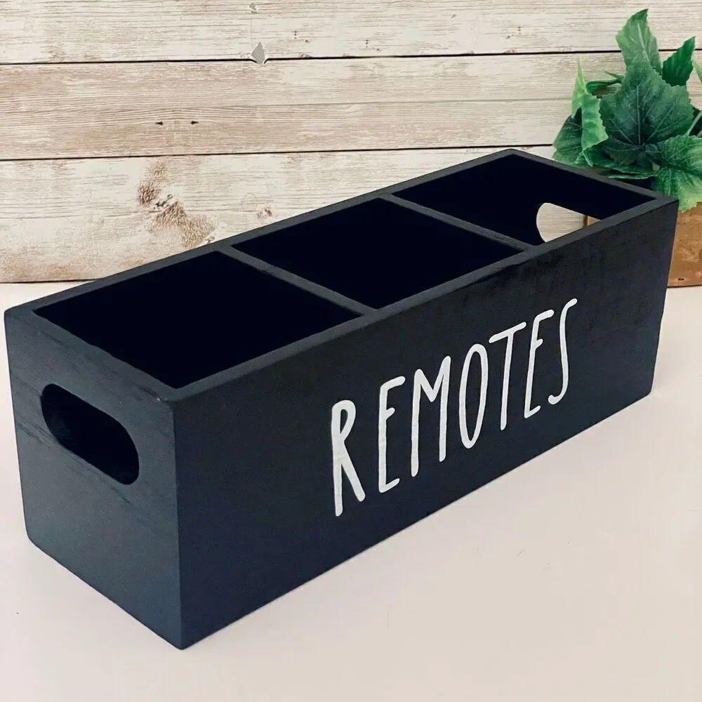 NWT Gorgeous Black Pine Wood Remotes Graphic 3 Slots Minimalist Organizer Holder